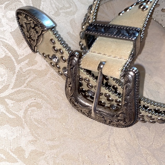 Guess Accessories - Guess VTG genuine leather studded rhinestone silver-tone beige belt made USA